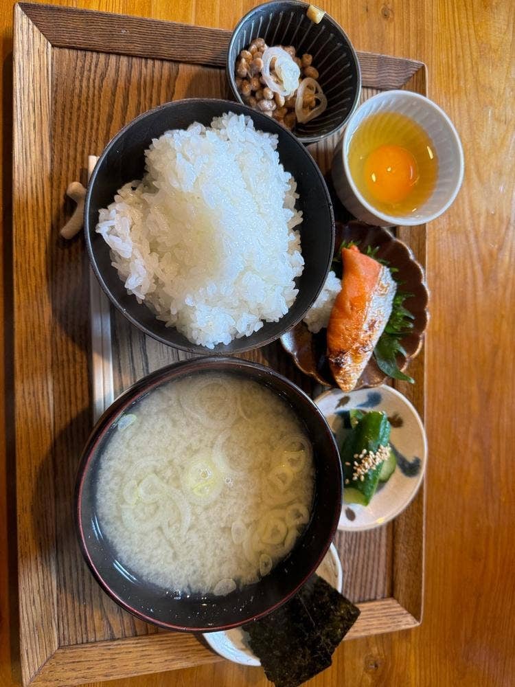 旅の終わりの朝ごはん