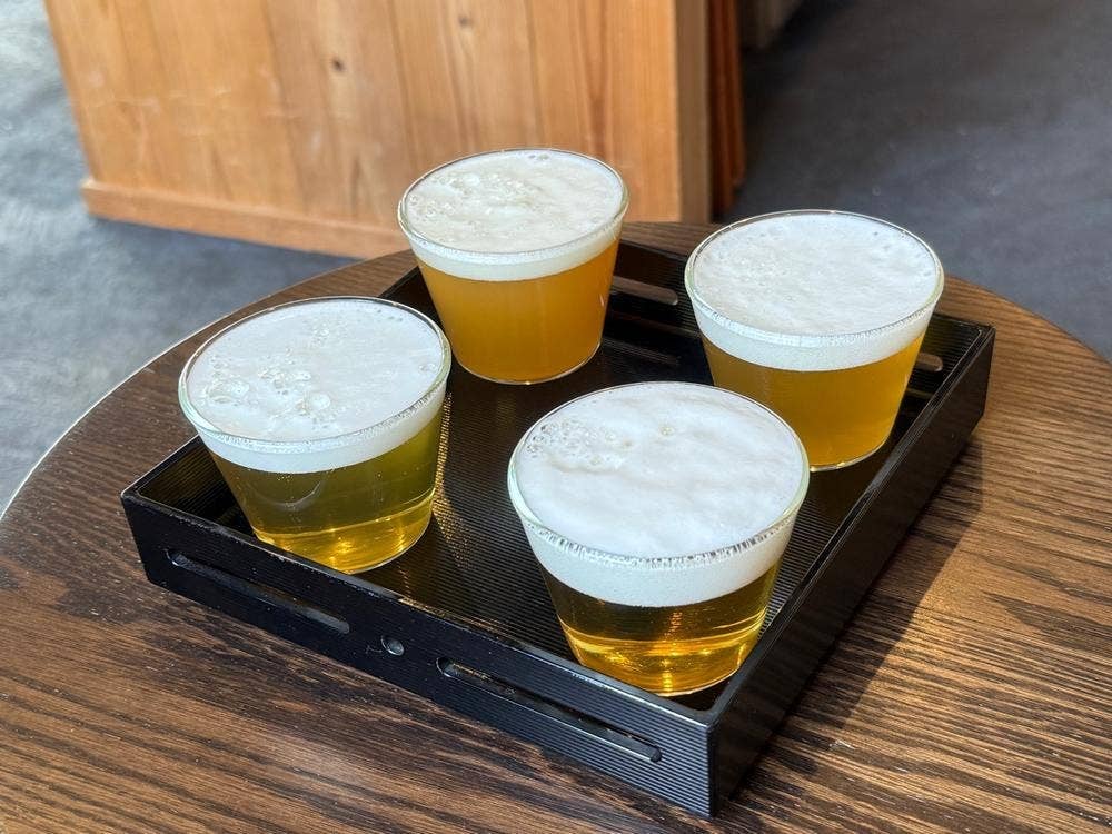 BEER STAND KADOYA