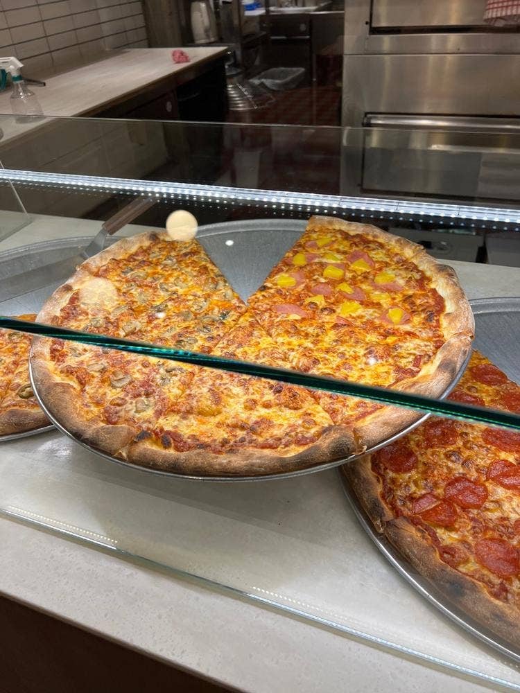 Maple Pizza