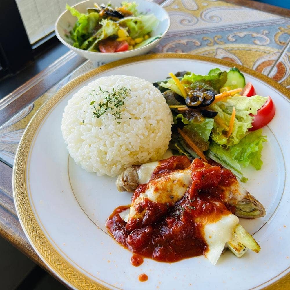 古美術Cafe 伝