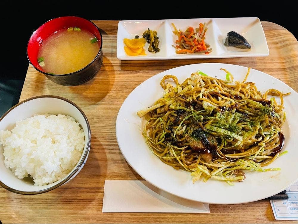 焼きそばとごはんのお店 貴久