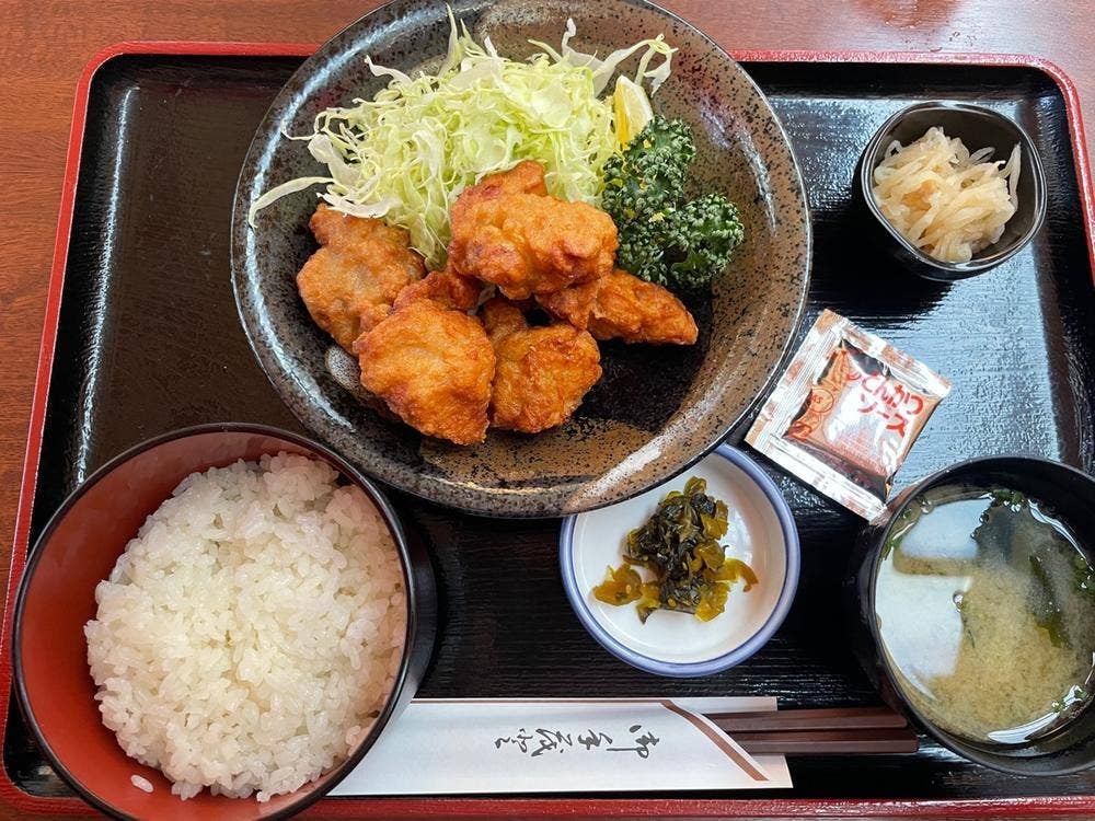 お食事処 磯