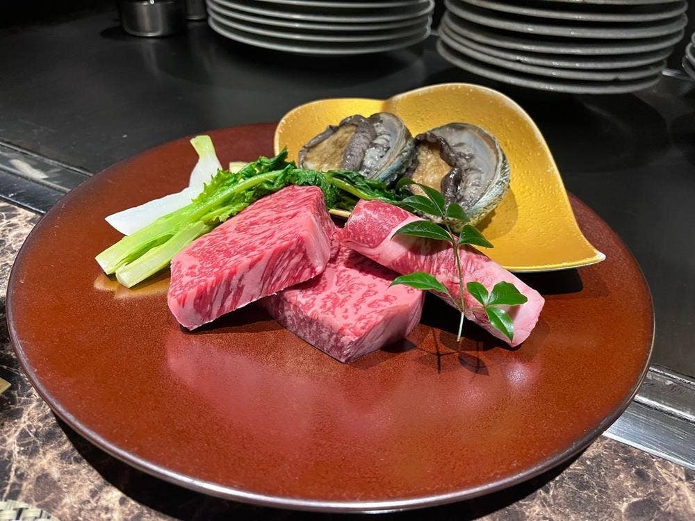 名駅 鉄板焼き 森本X Premium