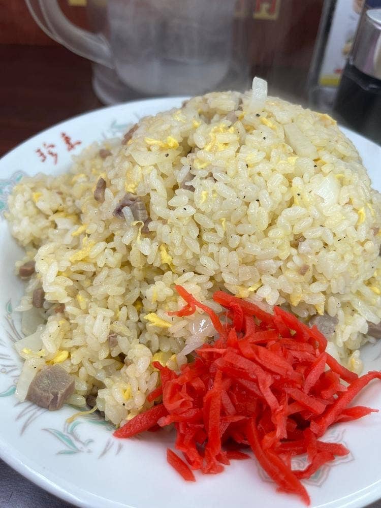 珍来三郷駅前店