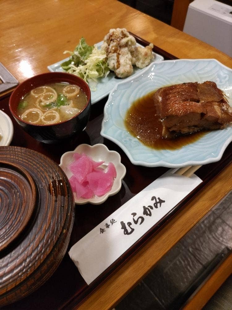 むらかみ