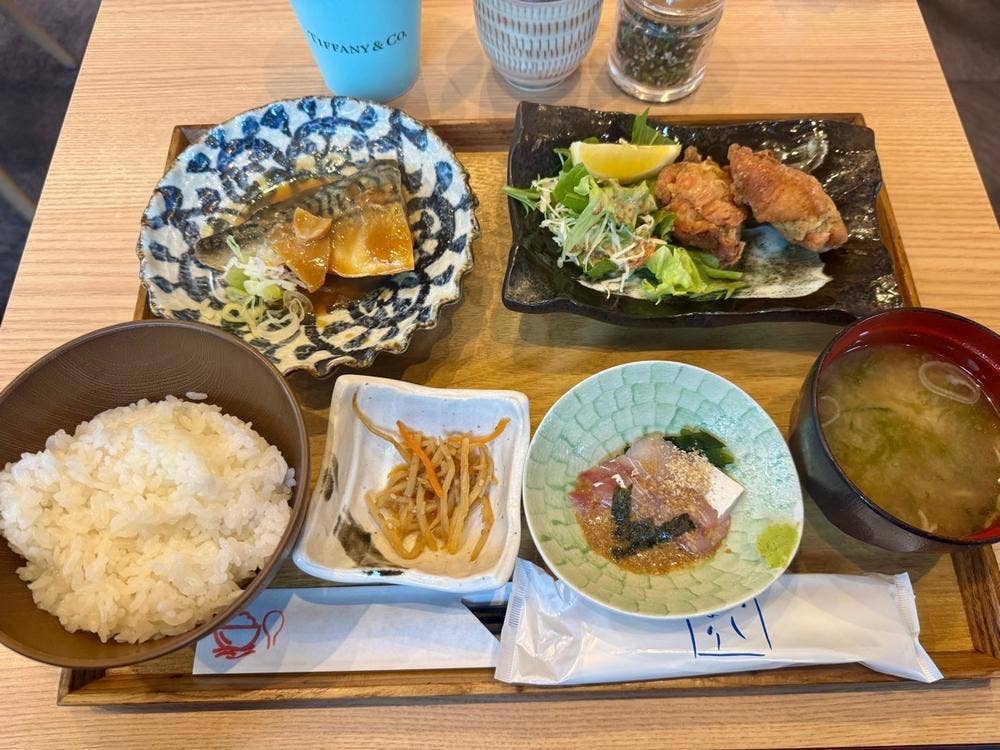 食堂 海トごはん