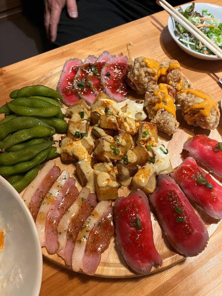 肉好きの酒場 ます屋 新宿東口店
