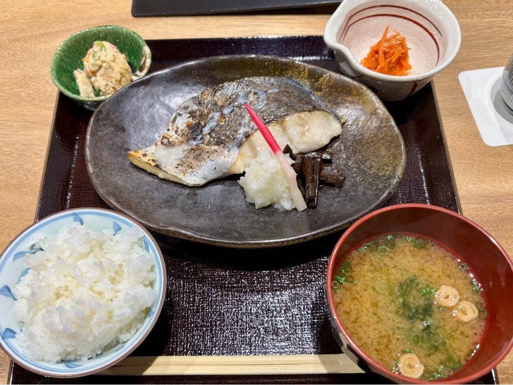 八海山 千年こうじや コレド室町