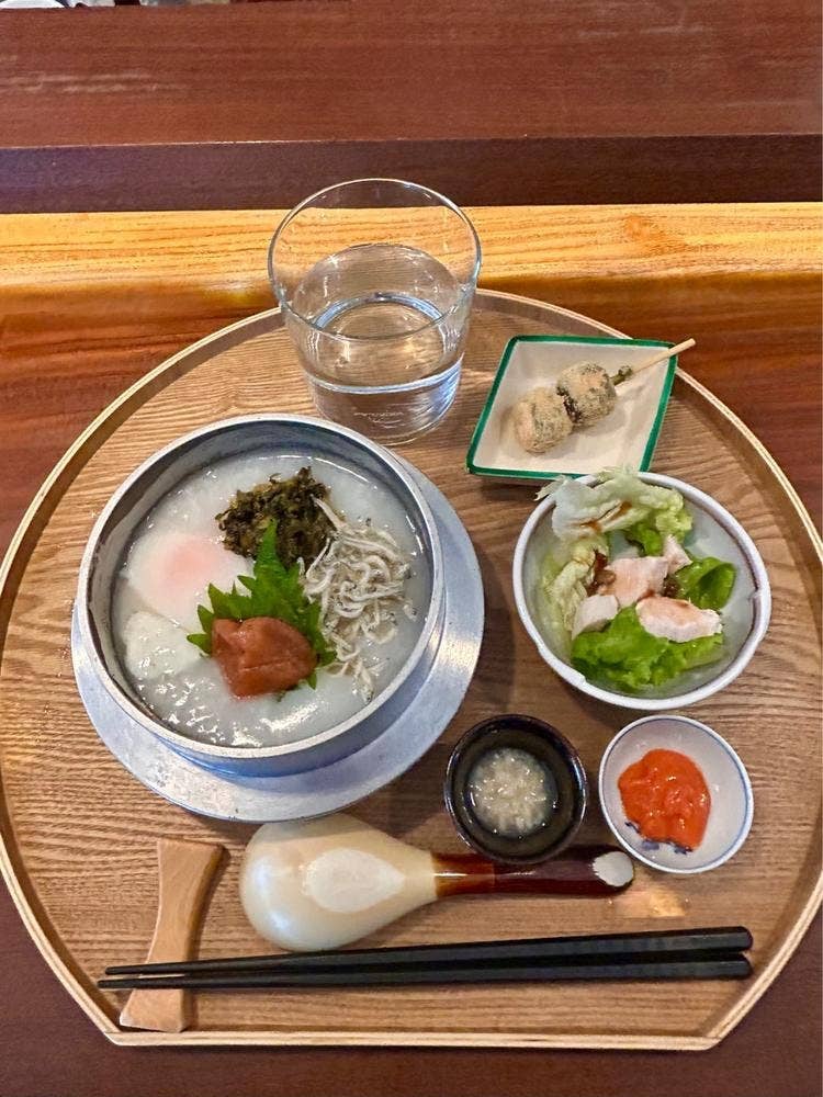 お粥専門店 OKAMI KITCHEN