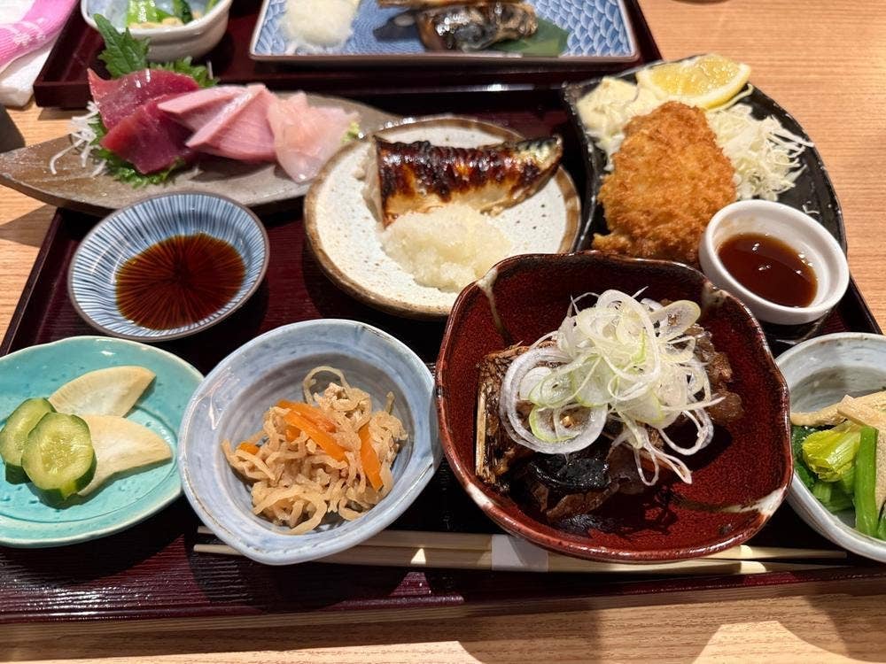 酒と肴 離れ庵 東京駅店