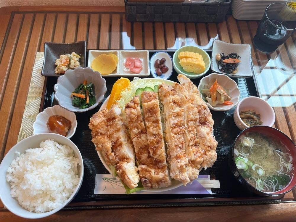 ダイニングカフェ Sun you