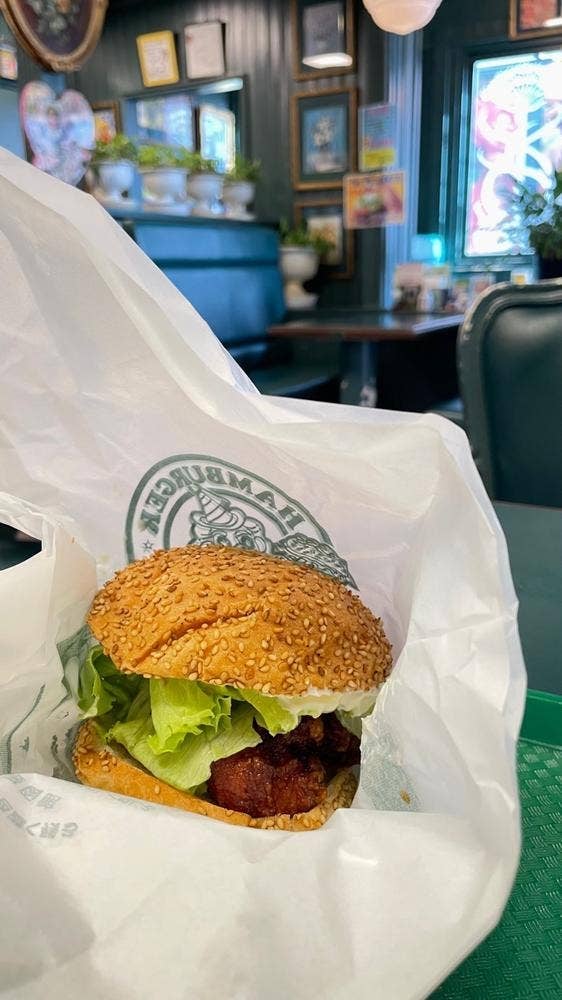 ラッキーピエロ 人見店