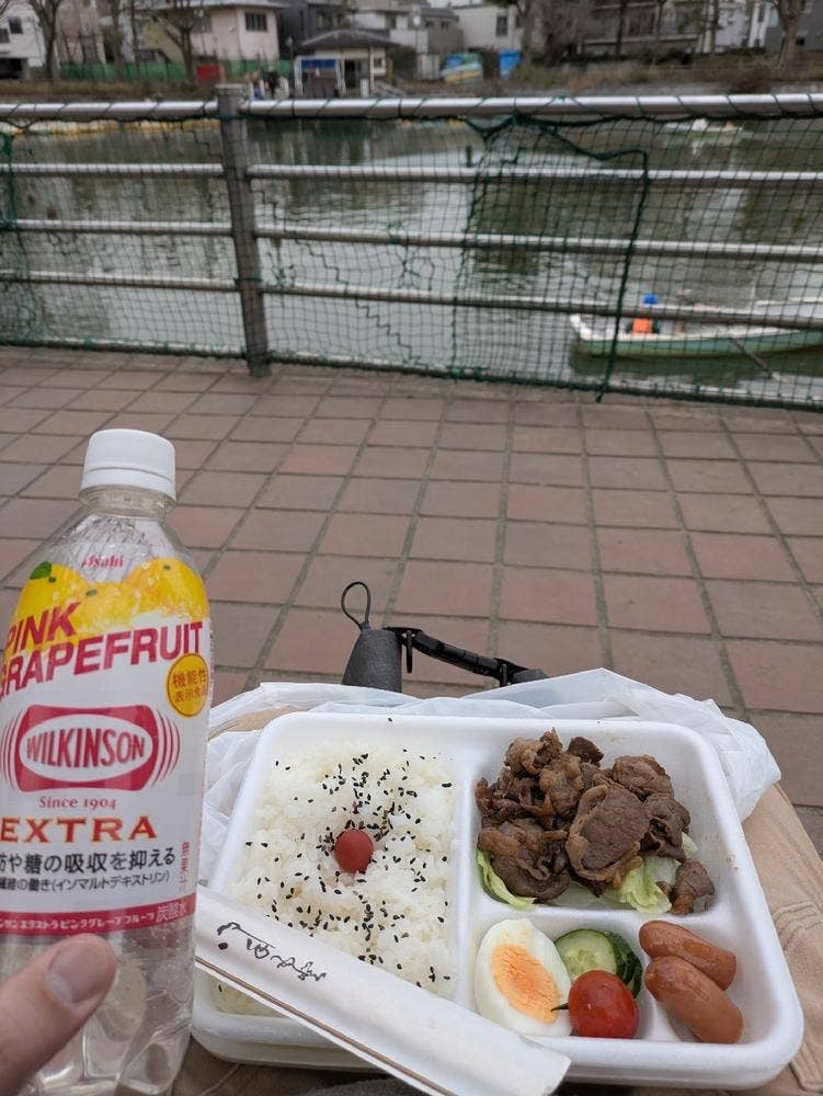 肉の専門店 栄屋