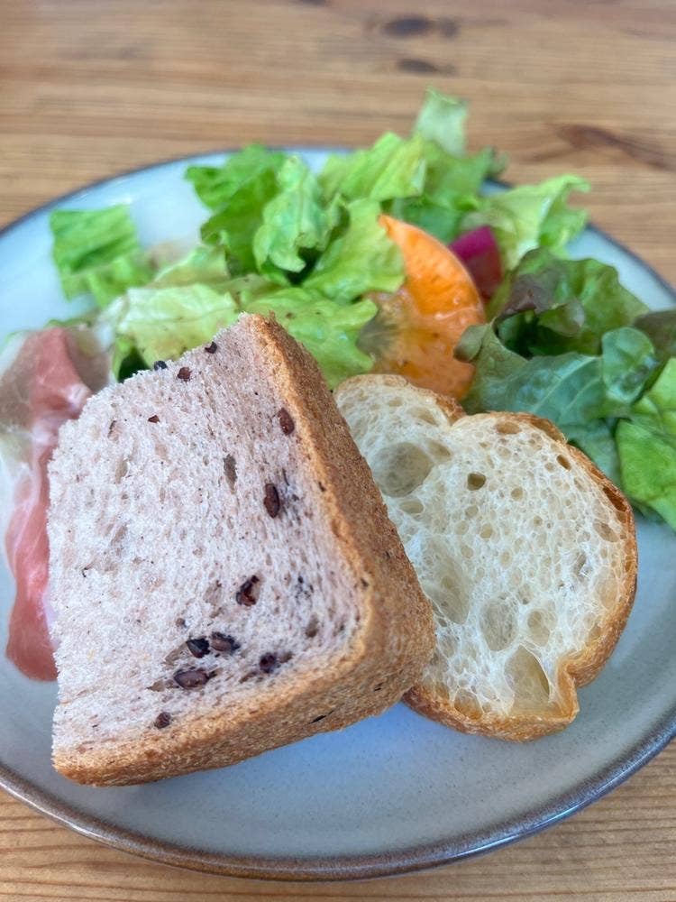 肉と牡蠣 時々薪炭 かるた 高田馬場店