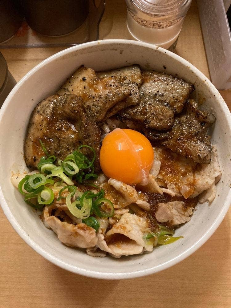豚マニア丼 稲田屋 SUN