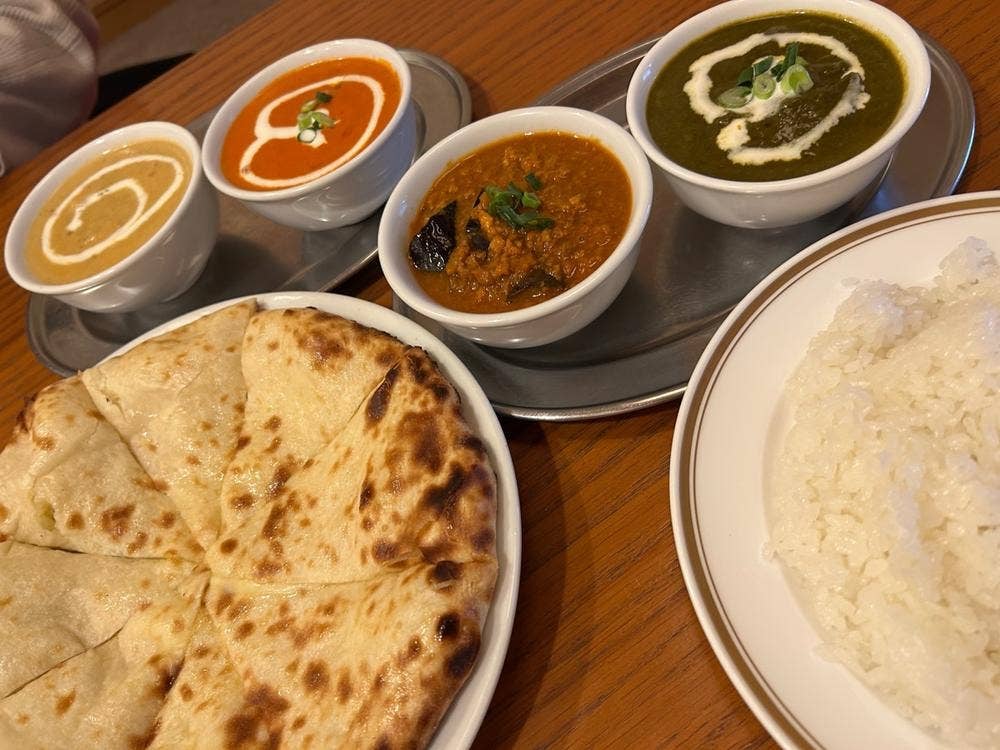 アジアンダイニング&バールンビニ