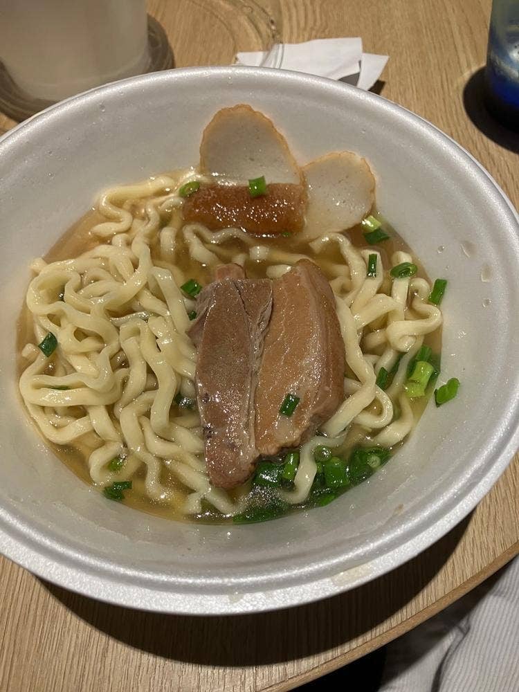 どん亭 牧志店
