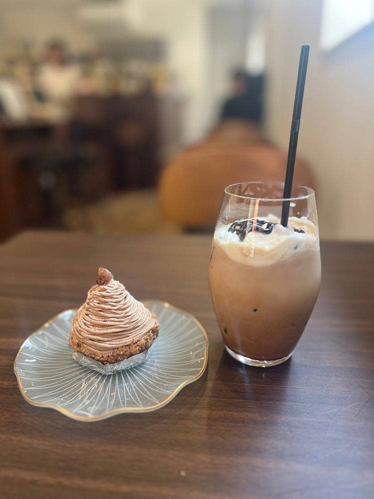 cafe Roost