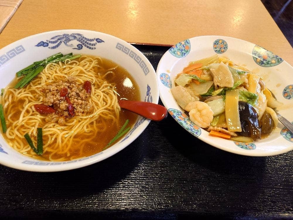 台湾料理 美味館