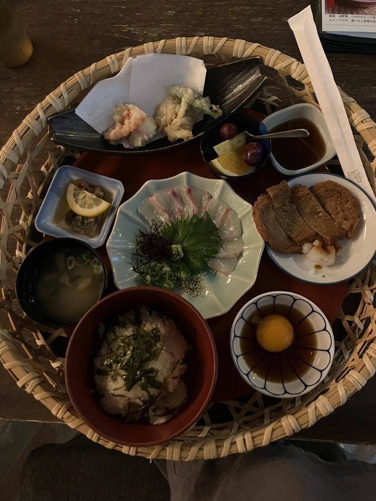 東道後のそらともり