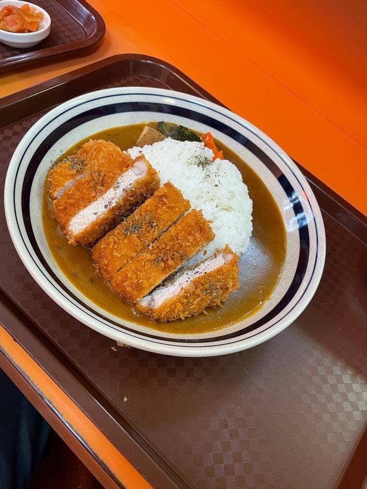 カツカレーそれは…愛