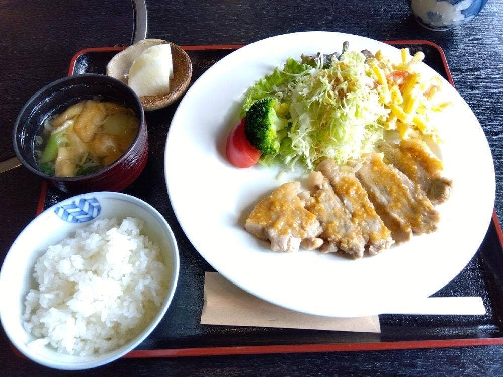 壺月