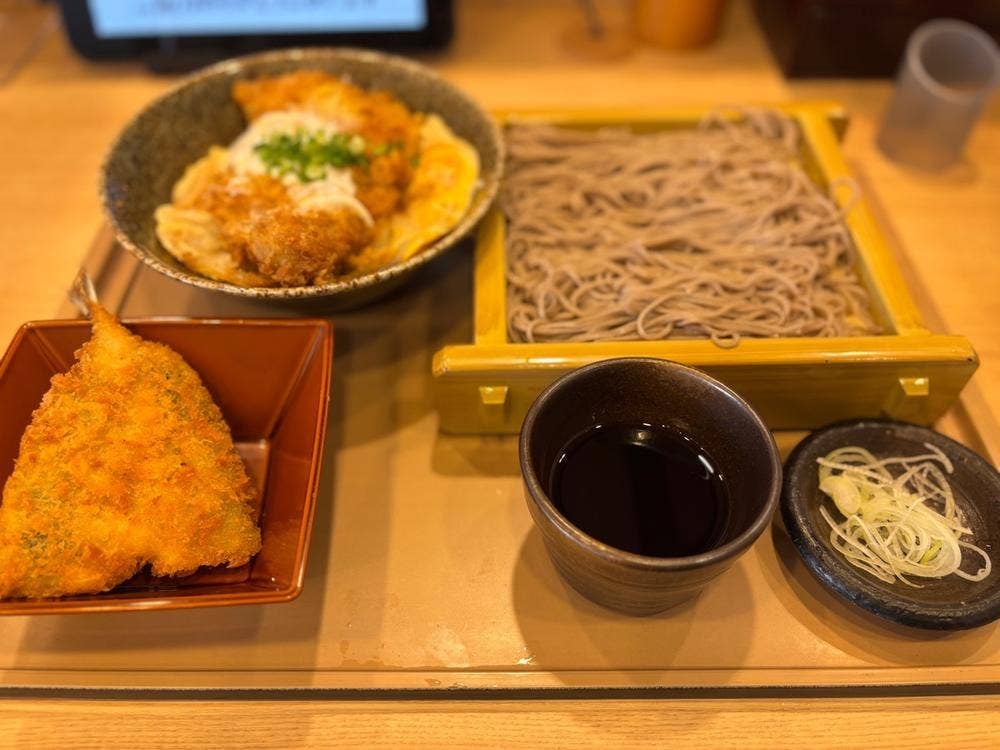 八郎そば 南荻島店