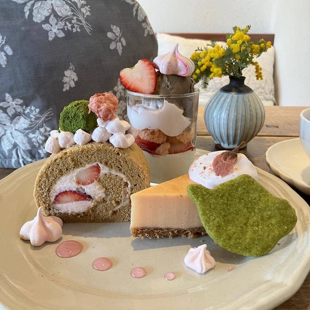 紅茶と焼き菓子のCafe Shukran