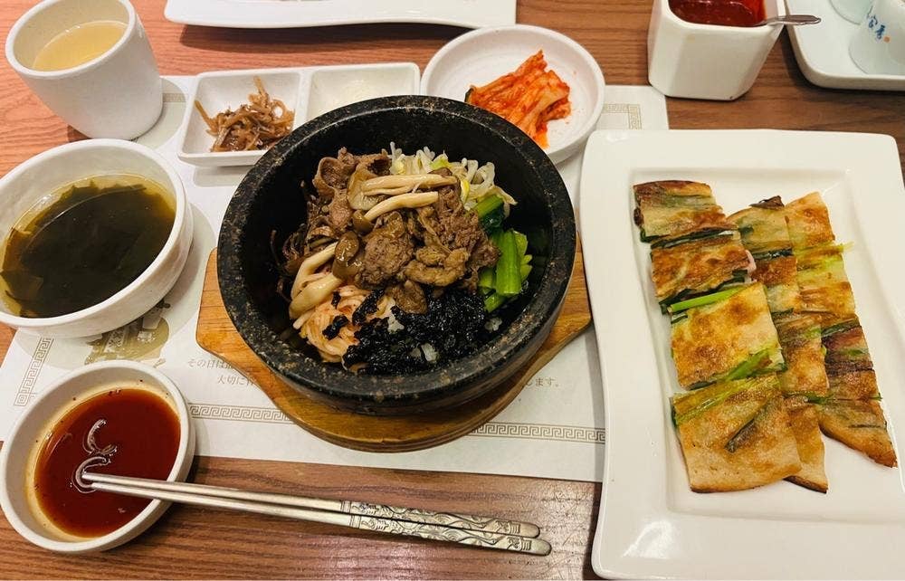 韓国旬彩料理 妻家房 大阪なんば店