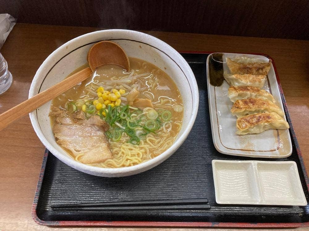 らーめんぐっさん