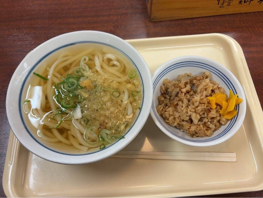 麺乃庄 つるまる饂飩 備後町店