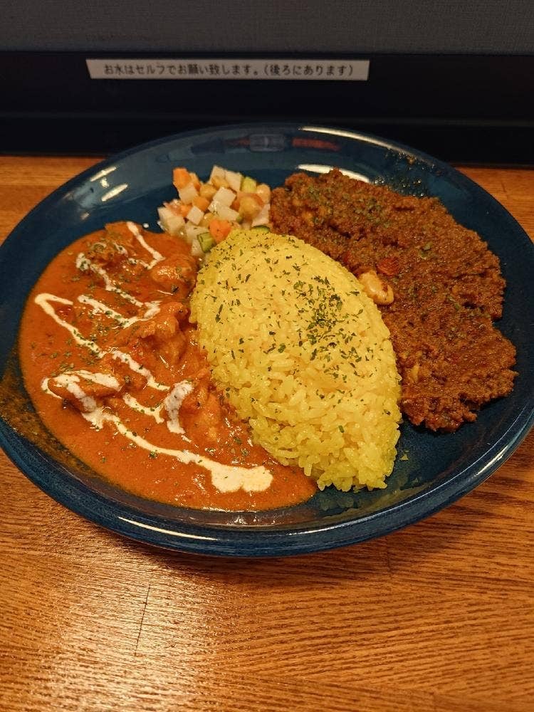 CURRY LOUNGE ハーフ&ハーフ