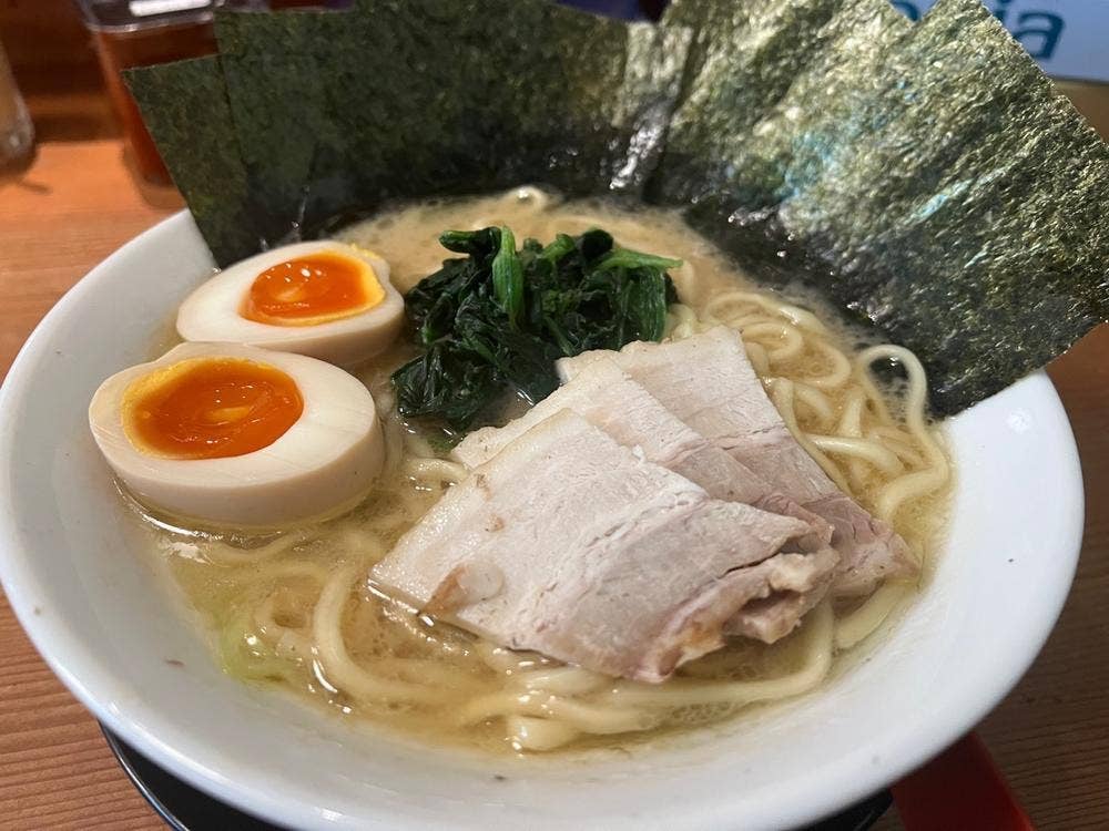 横浜家系ラーメン 若草家