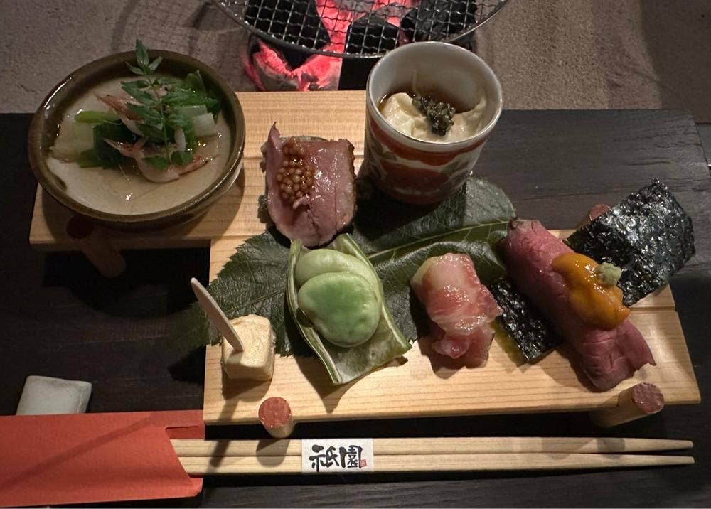 神楽坂 囲炉裏焼肉 祇園