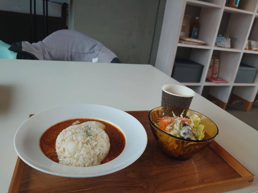 Roger Cafe