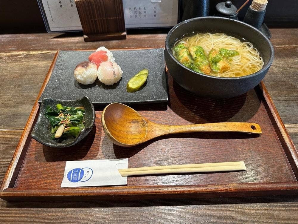 饂飩とお酒 金爾