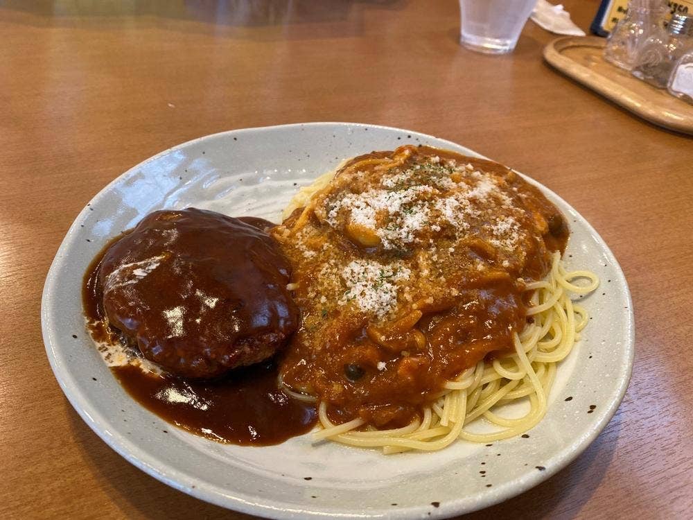 洋食屋あじゅーる