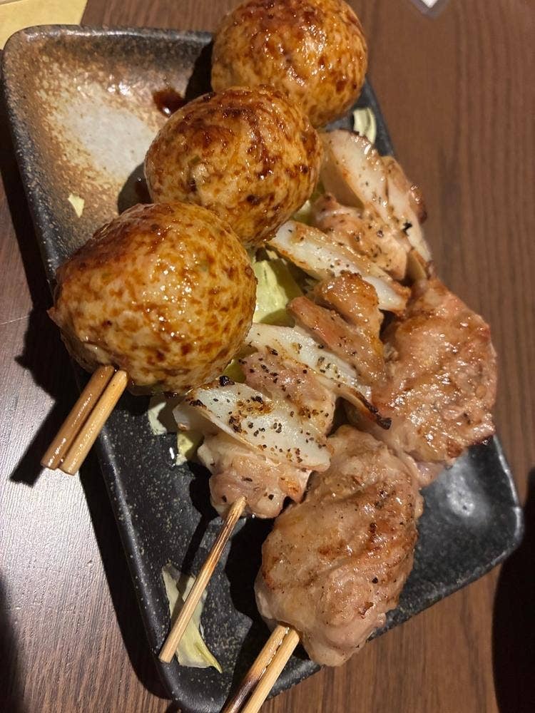 炭火やきとり けむり