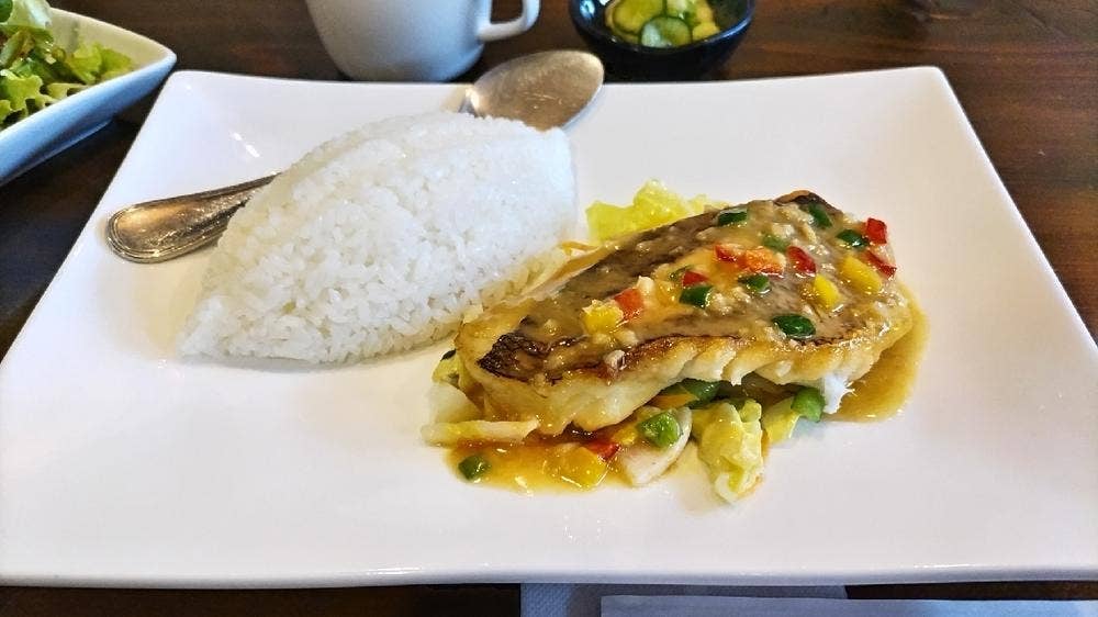 はしで食べるフレンチ ぐるめや