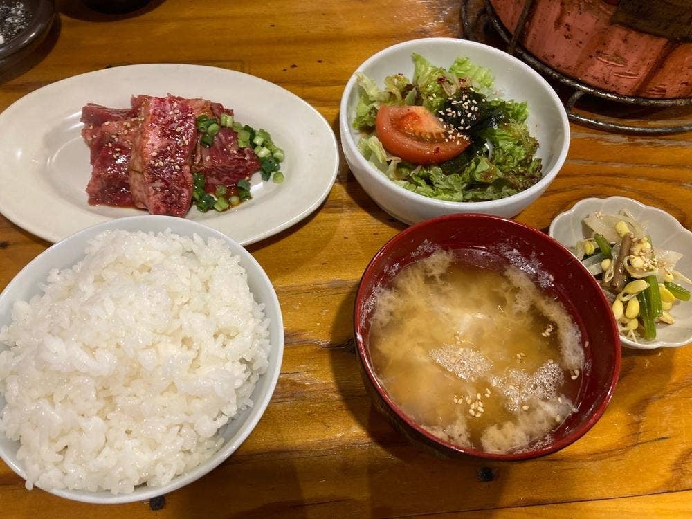 炭火七輪焼肉 ホルモン くり輪