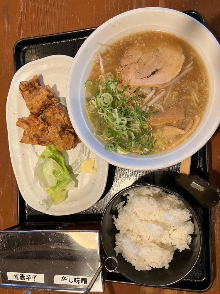 福ちゃんラーメン二川店