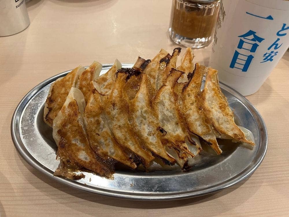 ひとくち餃子の頂 阪神尼崎駅北口店