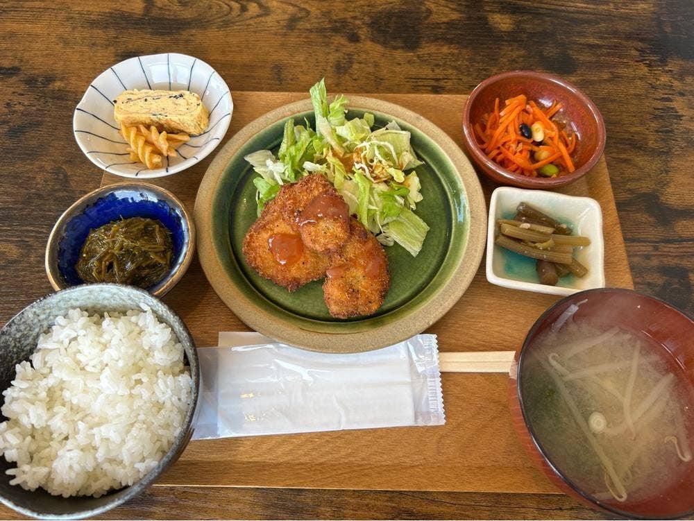 しゃにしゃに食堂