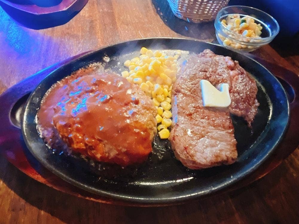 Steak＆Hamburg RIVER