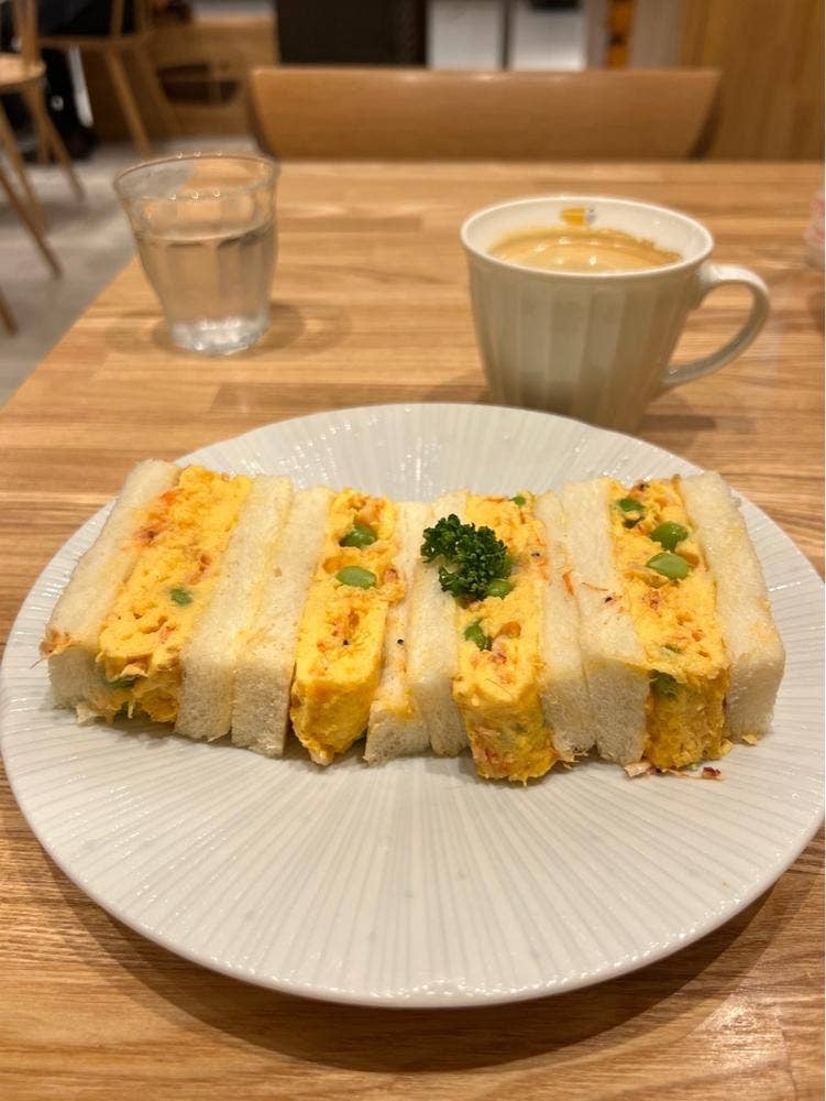 ペリカンカフェ 麻布台ヒルズ店