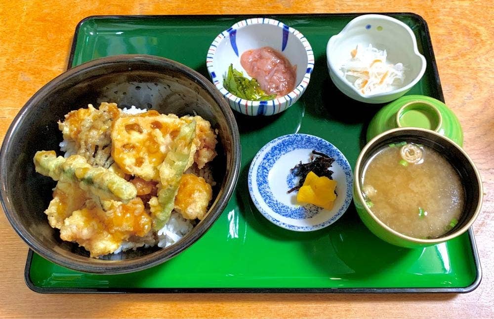 御食事処 ちどり