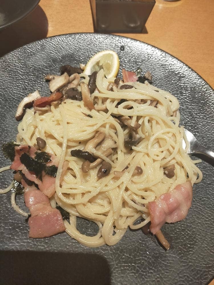 壁の穴 浦和店
