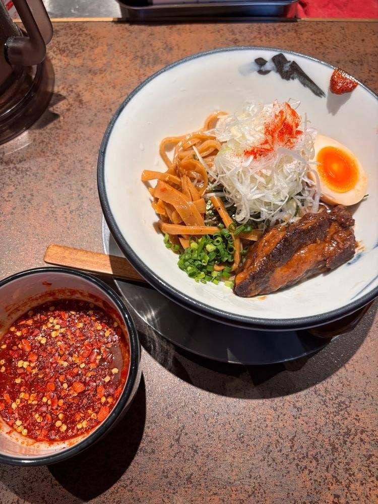 薬膳ラーメン 辛紅 原宿