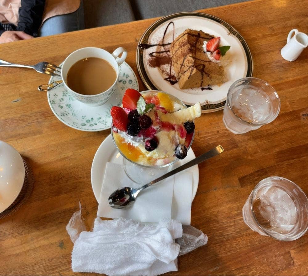cafe&diner West