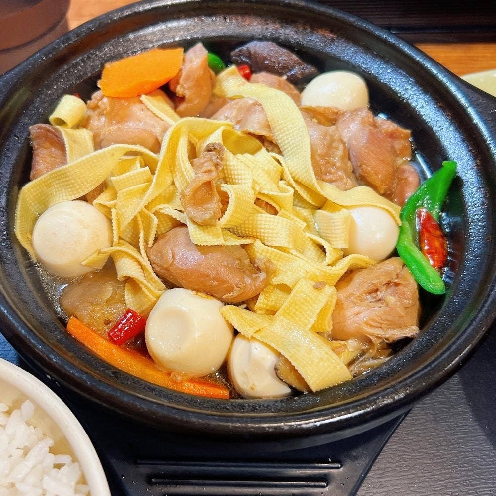 王富貴黄燜鶏